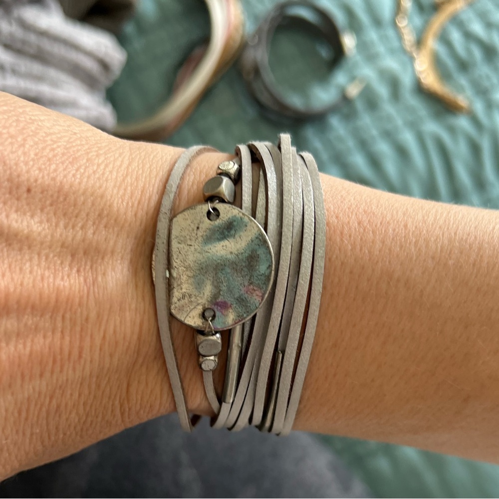 Bracelet